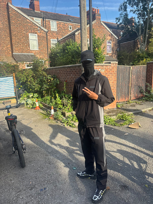 Revalt “consistency is key” full black cap